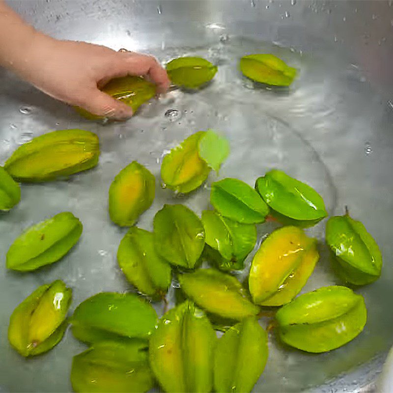 Step 3 Prepare other ingredients Beef stew with starfruit