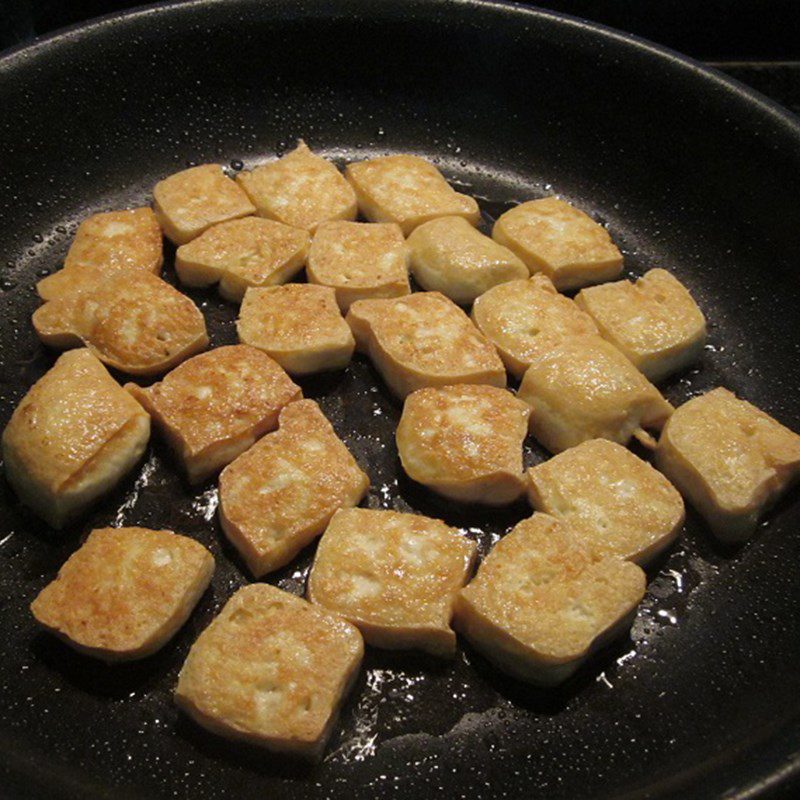 Step 3 Fried Tofu Banana Soup