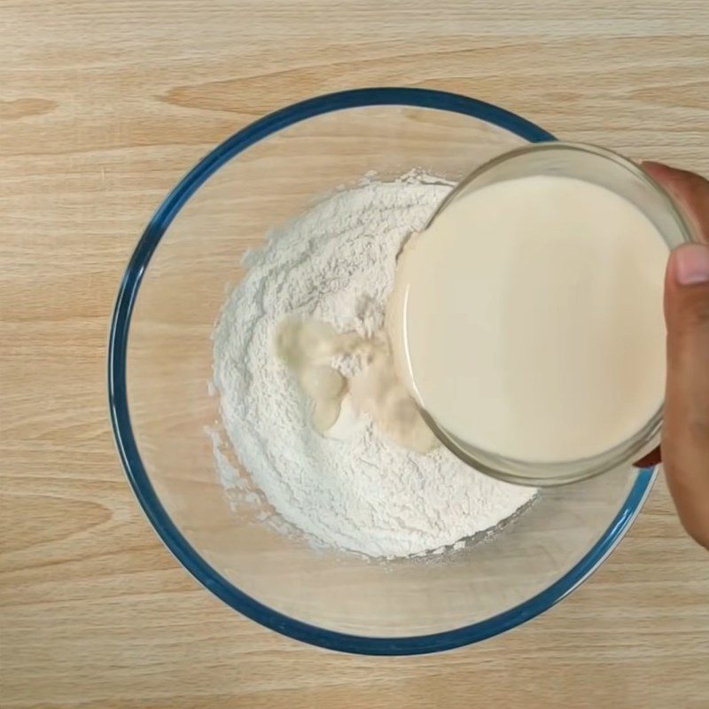 Step 1 Sift and mix the flour for Pancakes without baking powder