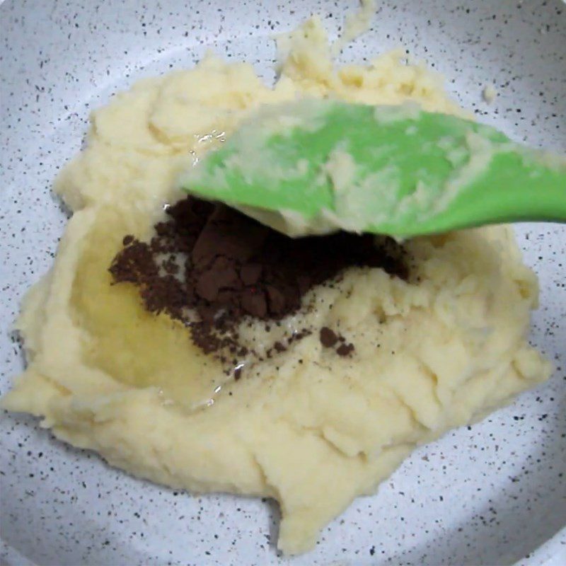 Step 2 Chocolate filling Mooncake with cheese filling