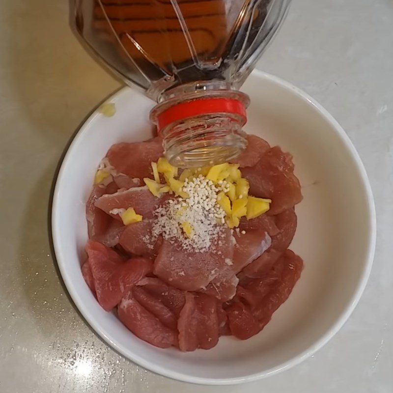 Step 2 Preparing and Marinating Beef Stir-fried Cabbage with Beef