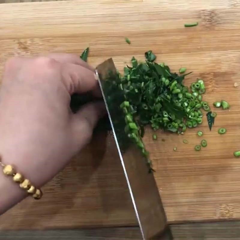 Step 1 Prepare the ingredients for Fresh Shrimp Gourd Soup