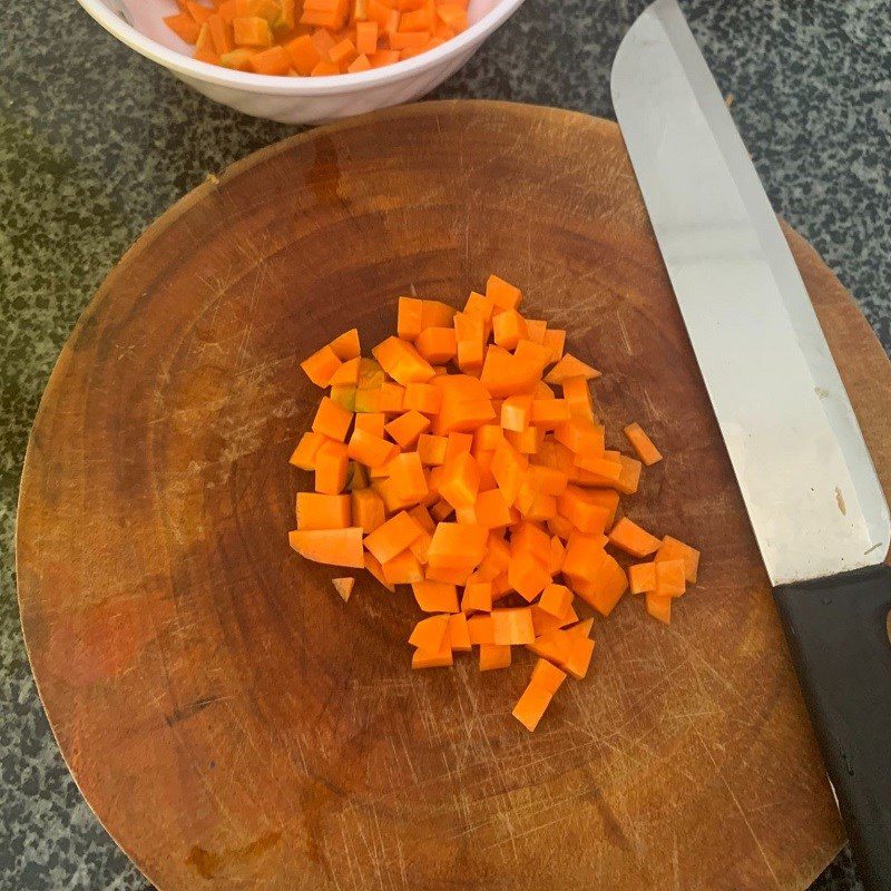 Step 1 Prepare the ingredients for shrimp fried rice