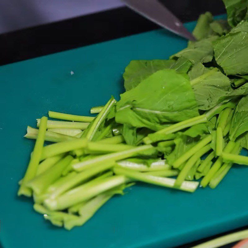 Step 1 Prepare the ingredients for Sweet Mustard Greens Soup with Snakehead Fish Cake