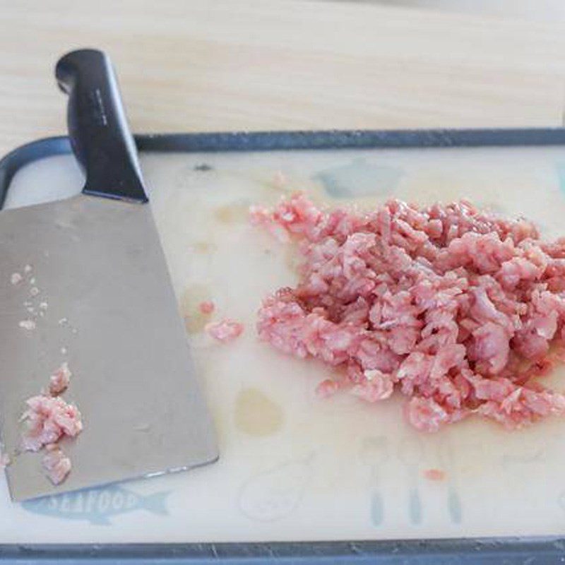 Step 1 Prepare the ingredients for minced meat and potato porridge