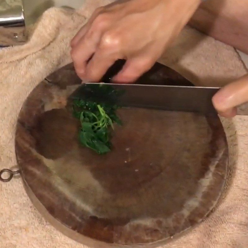 Step 2 Prepare other ingredients for papaya beef soup