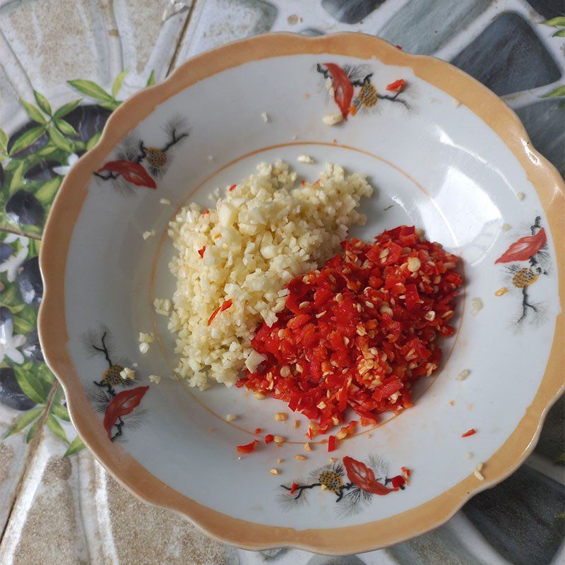 Step 2 Prepare other ingredients Stir-fried noodles with lemongrass and chili