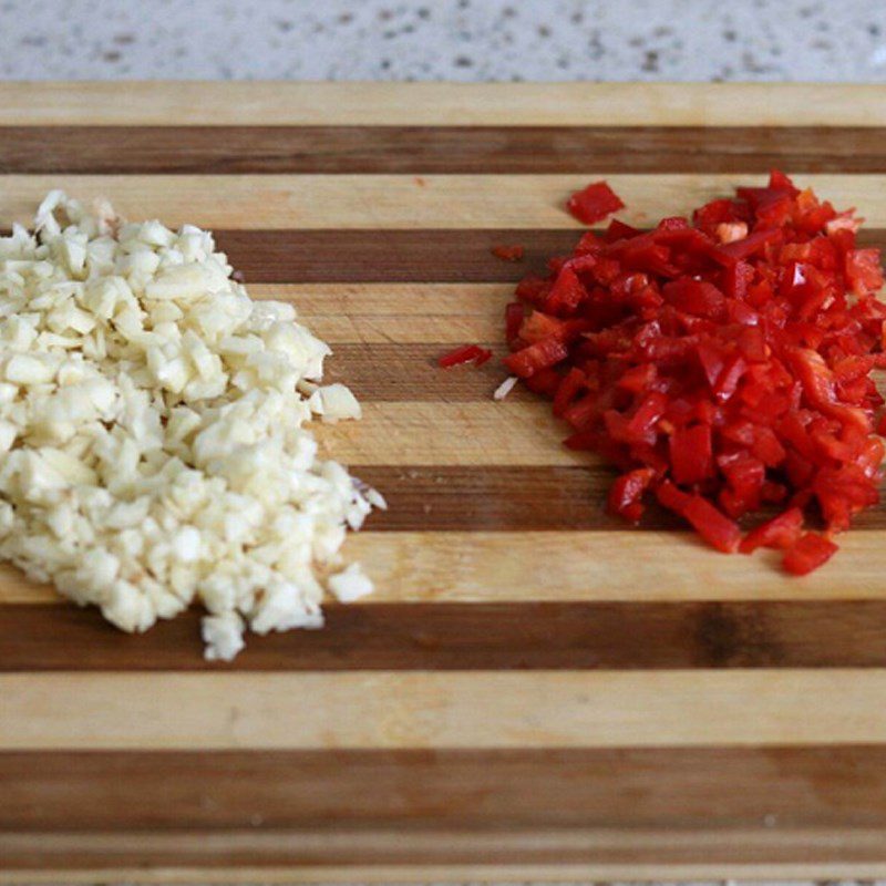 Step 2 Prepare other ingredients Tofu braised with pineapple