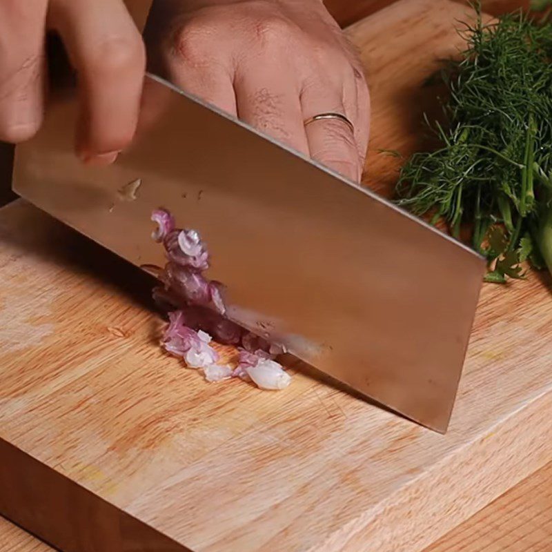 Step 2 Prepare the other ingredients for Sour Mustard Greens Soup with Pork Ribs