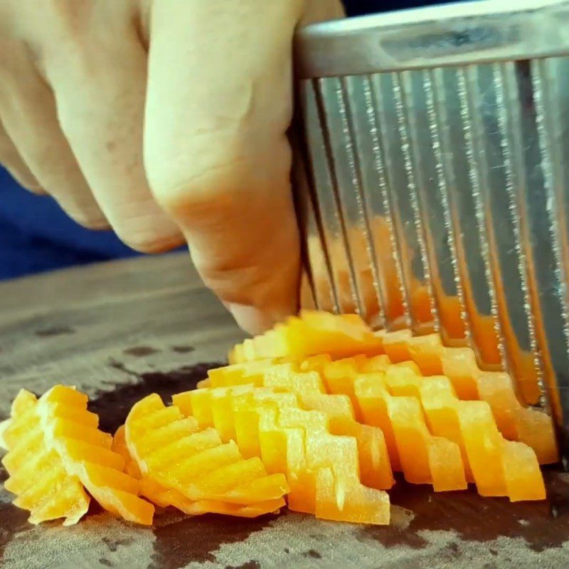 Step 2 Prepare other ingredients Stir-fried pomelo peel with colorful vegetables