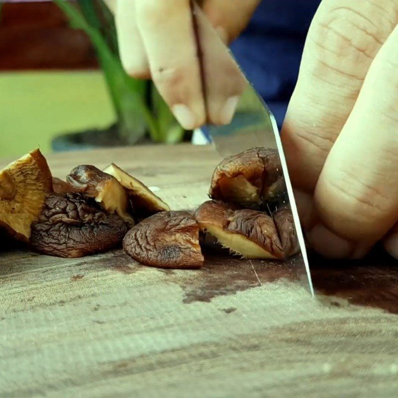 Step 2 Prepare other ingredients Stir-fried pomelo peel with colorful vegetables