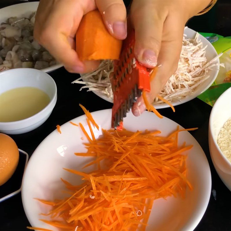 Step 2 Prepare other ingredients Fried seafood spring rolls