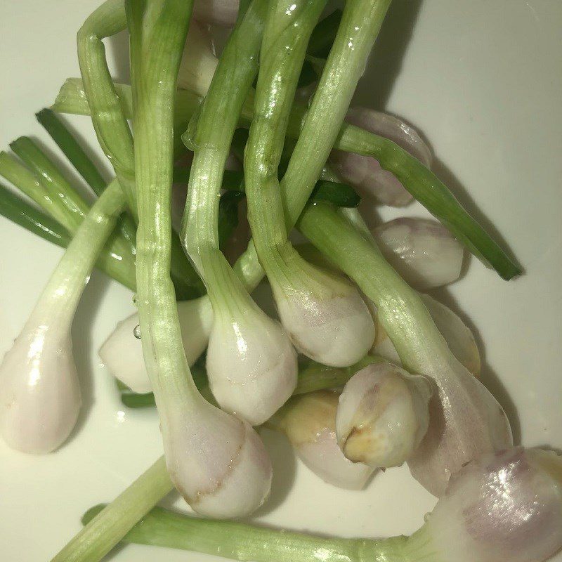 Step 2 Prepare other ingredients Stir-fried vermicelli with mushrooms