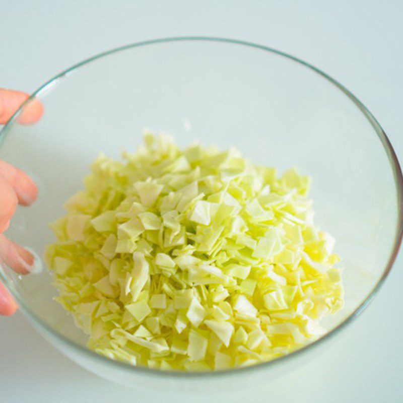 Step 2 Prepare the other ingredients for blended cabbage tomato soup