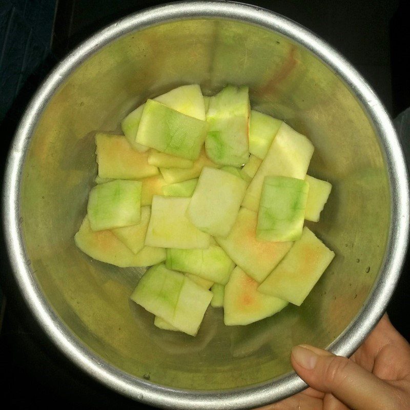 Step 1 Prepare the Watermelon Rind Sour Pickled Young Watermelon Rind