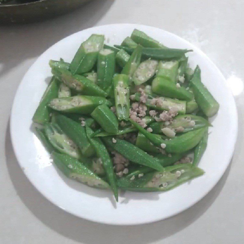 Step 3 Final Product Stir-fried okra with minced meat