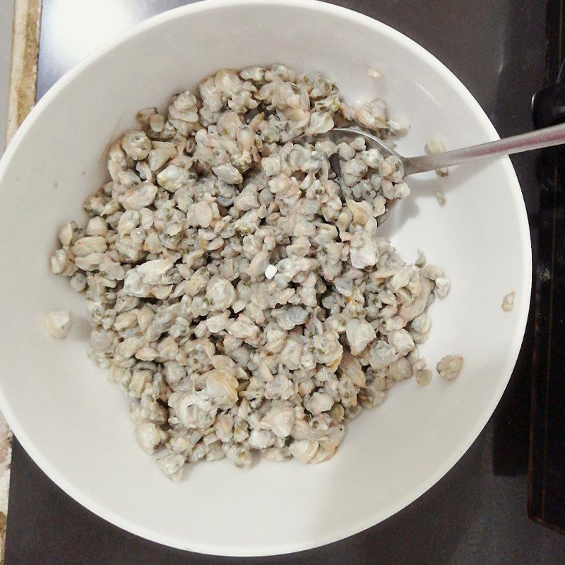 Step 1 Prepare the clams and ingredients Stir-Fried Clams with Onions