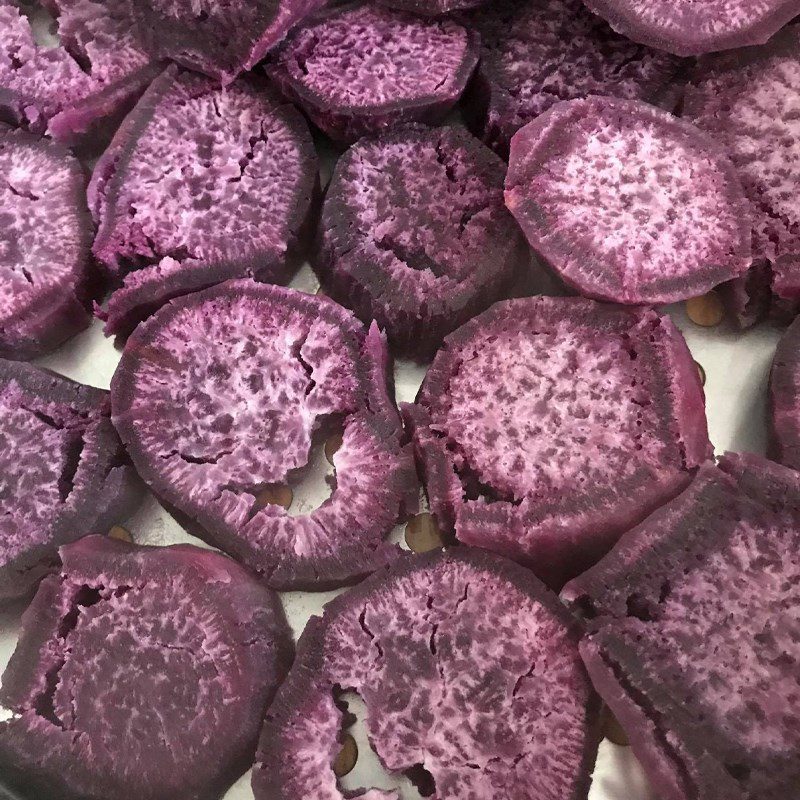 Step 1 Prepare the purple sweet potato Fried purple sweet potato