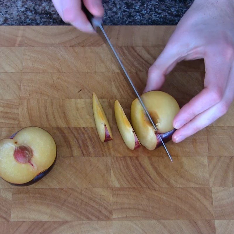 Step 3 Prepare the plums Plum tart