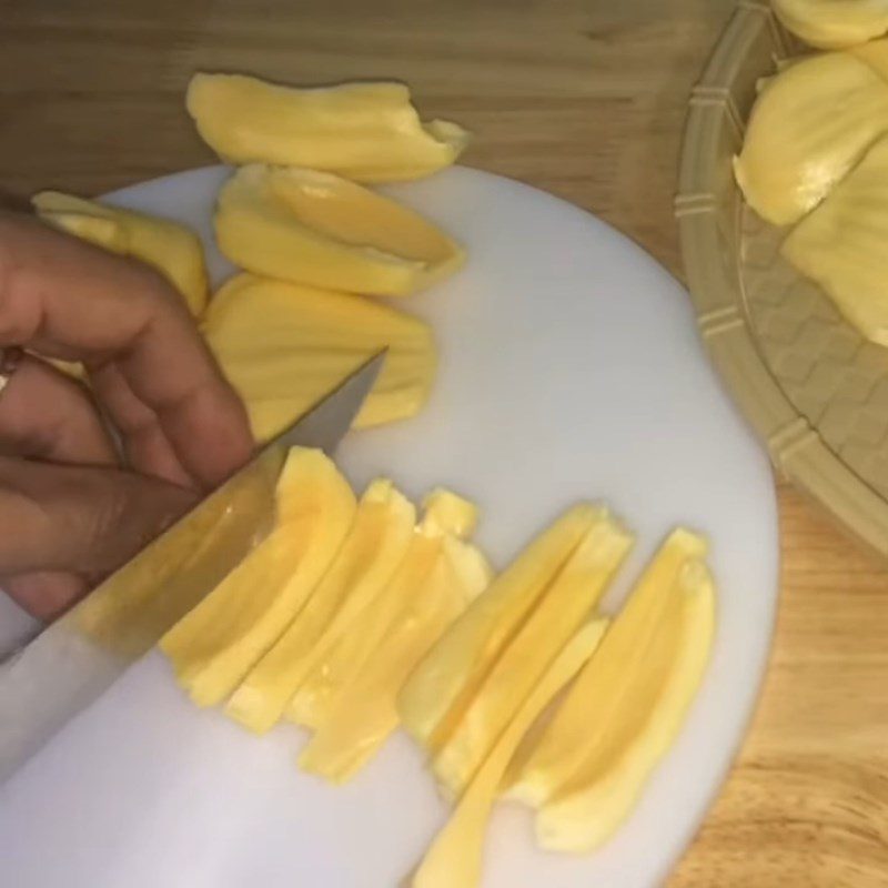 Step 1 Prepare jackfruit Stir-fried jackfruit with vegetarian lá lốt