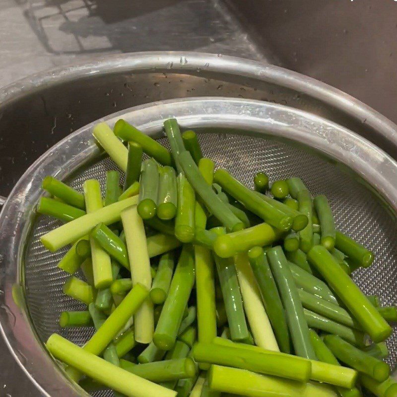 Step 1 Prepare the garlic shoots Spicy Stir-fried Garlic Shoots Korean Style