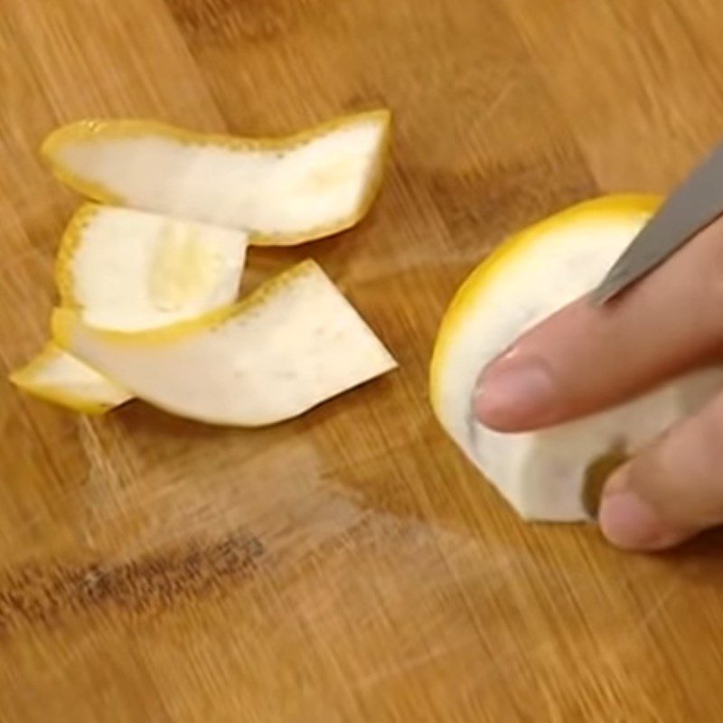 Step 1 Prepare the ingredients for Fried Fish Roe with Garlic Butter