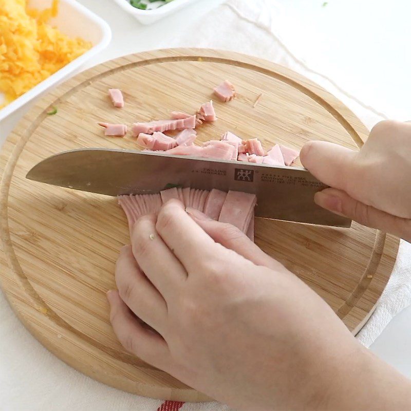 Step 1 Prepare the ingredients for Savory Cheese and Ham Scones