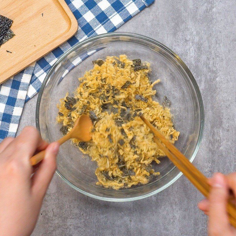 Step 1 Prepare the ingredients Cheese Egg Salted Egg Pork Floss Sandwich