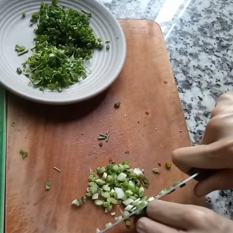 Step 1 Prepare ingredients for Tomato Sauce Pork Sausage