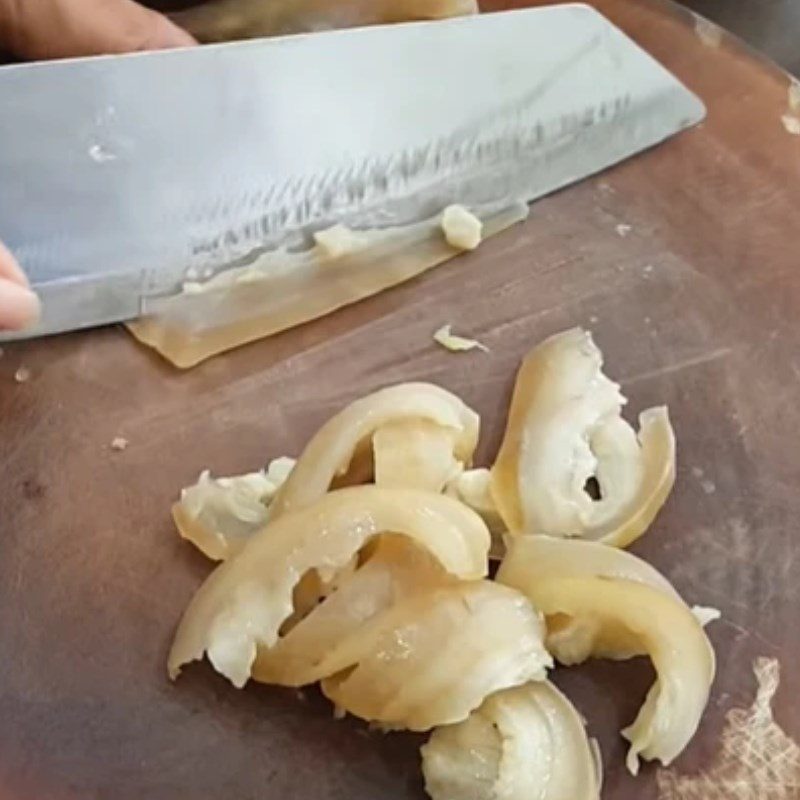 Step 1 Prepare the ingredients for stir-fried asparagus with straw mushrooms