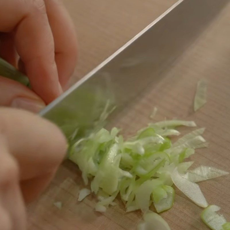 Step 1 Preparing the ingredients for Stir-fried Zucchini with Chicken Hearts