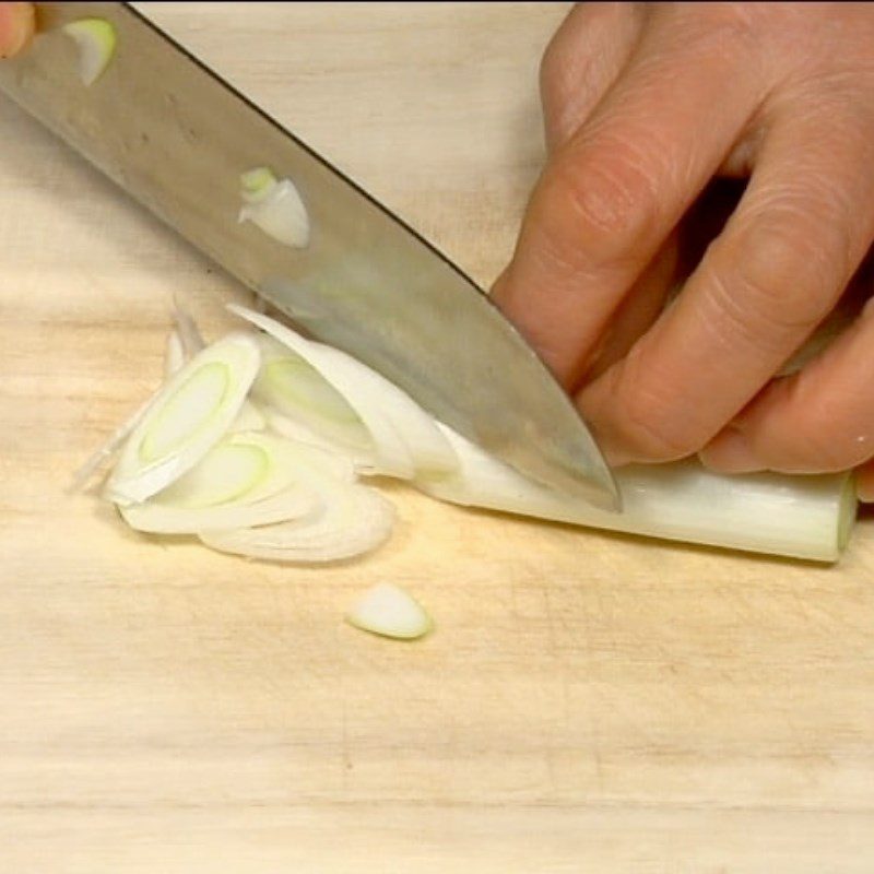 Step 1 Prepare the ingredients for Tofu with Peanut Butter Sauce