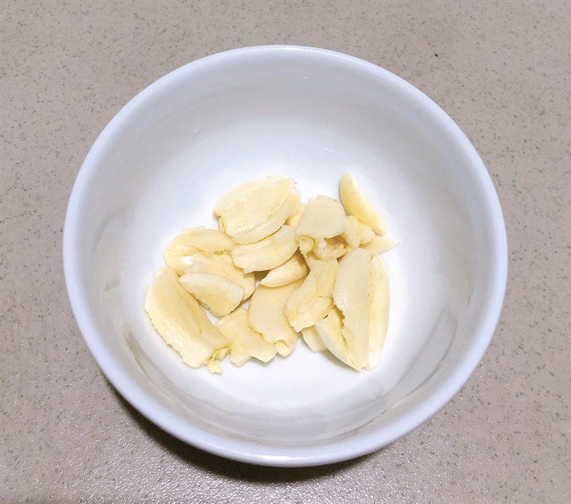 Step 1 Prepare the ingredients Garlic Stir-Fried Mustard Greens