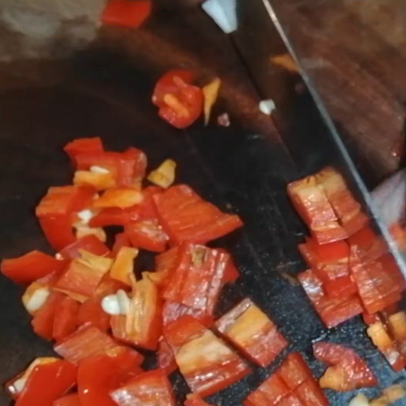 Step 1 Prepare ingredients for crispy fried snakehead fish with tamarind sauce and vegetables