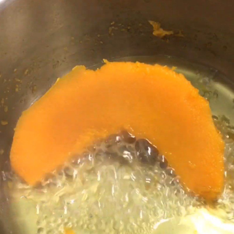 Step 1 Preparing ingredients for pumpkin soup with salmon