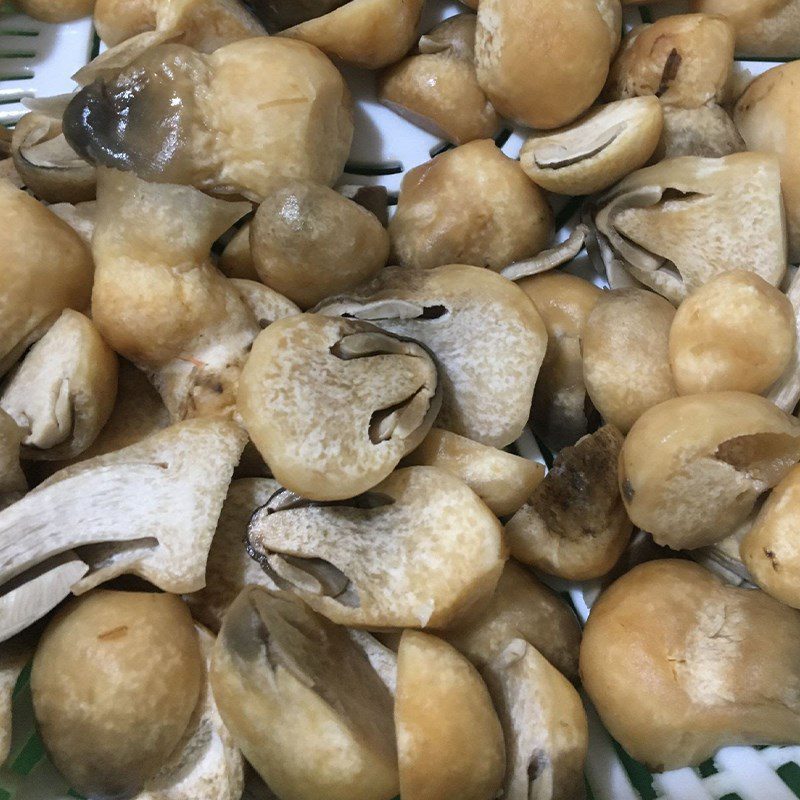 Step 1 Prepare the ingredients for Papaya soup with bone broth