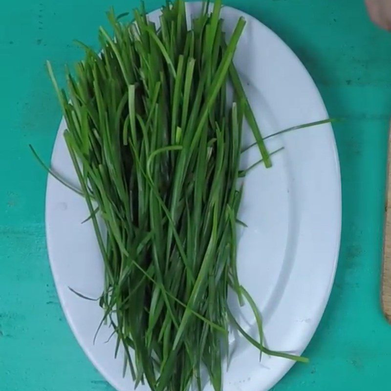 Step 1 Prepare ingredients for egg chive soup