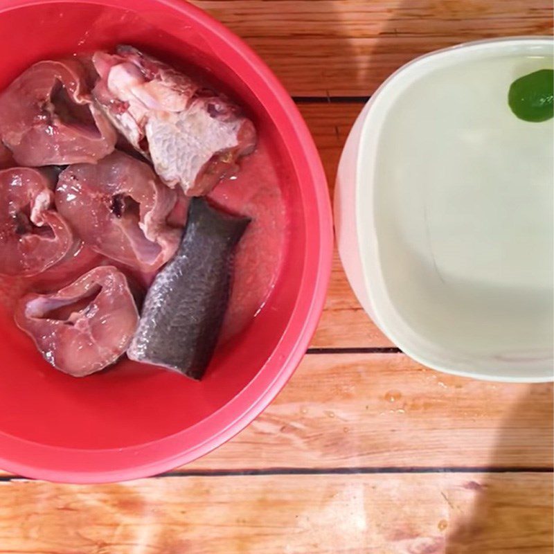 Step 1 Prepare the Ingredients for Snakehead Fish Braised with Green Bananas