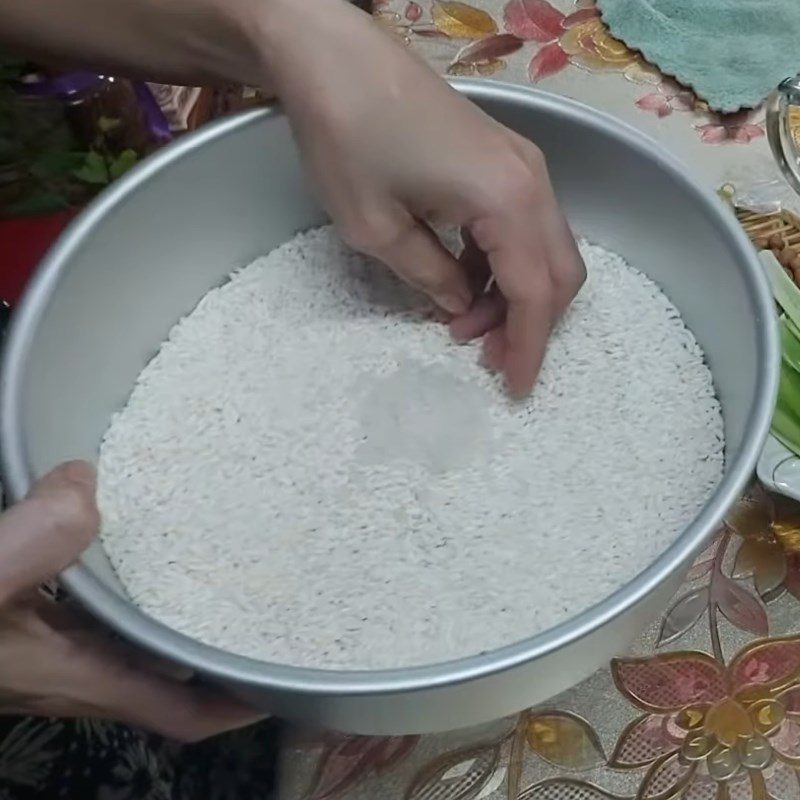 Step 1 Prepare the ingredients for Butterfly Pea Flower Sticky Rice with Pandan Leaves using a Rice Cooker