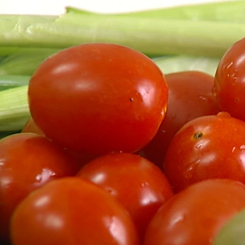 Step 1 Prepare the ingredients for Tulip Flower Salad with Corn and Olives