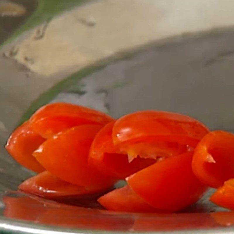 Step 1 Prepare the ingredients for tulip flower salad with corn and olives