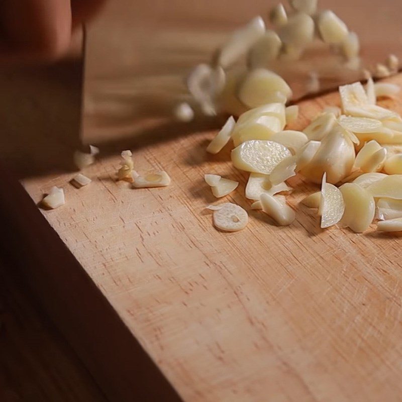 Step 1 Prepare the ingredients for Sweet and Sour Garlic Chili Dip