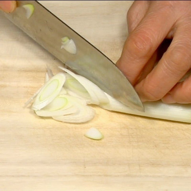 Step 1 Prepare vegetables for Vegetarian Hu Tieu Noodle