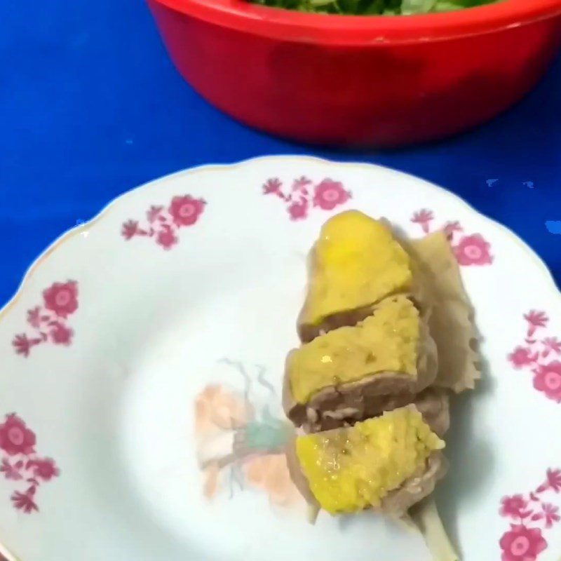 Step 1 Prepare duck meat Water Lily Salad with Duck Breast