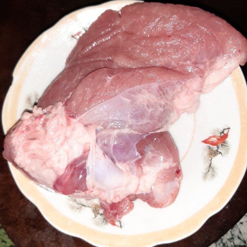 Step 1 Prepare and mince the pork for Minced Pork and Malabar Spinach Soup