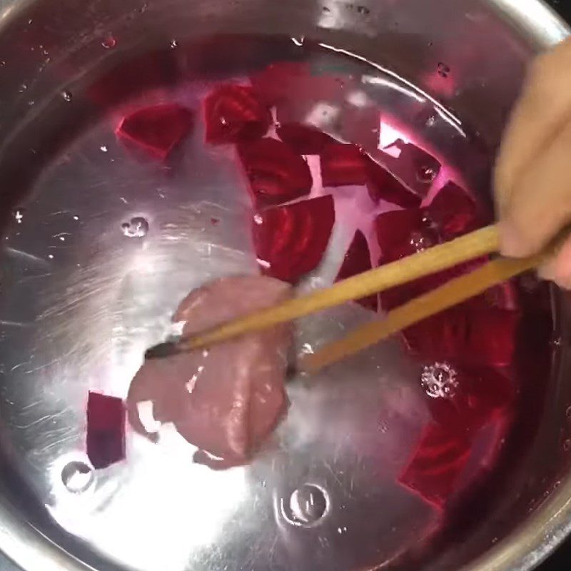 Step 1 Prepare and boil beetroot and beef Beetroot and Beef Porridge