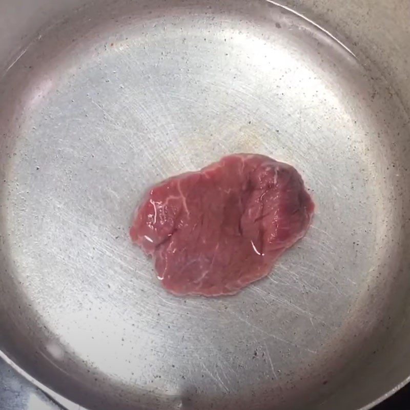 Step 1 Prepare and boil the beef Beef and Amaranth Porridge