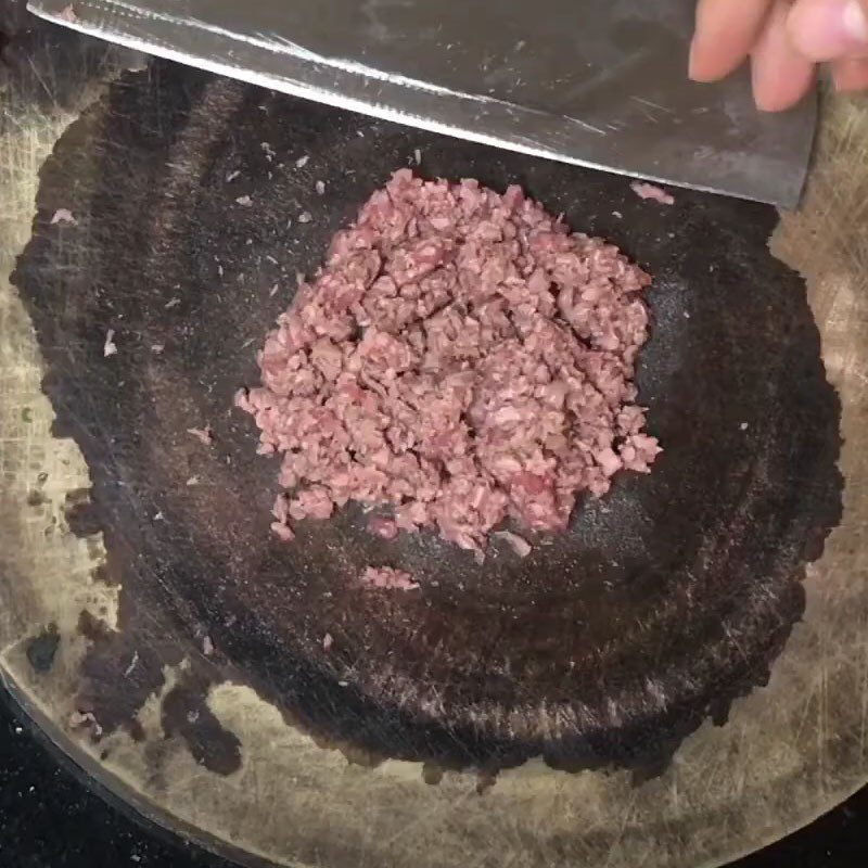 Step 1 Prepare and boil the beef Beef and Amaranth Porridge