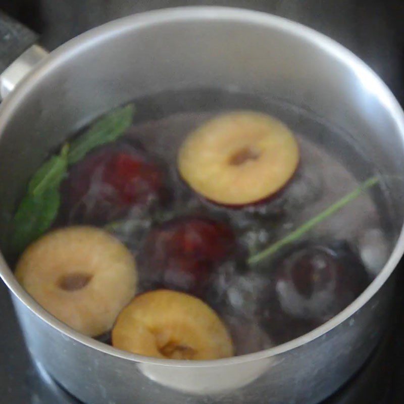 Step 1 Prepare and cook plums Plum Punch