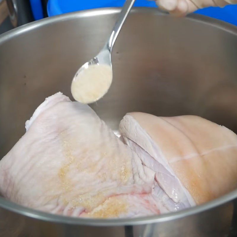 Step 1 Prepare and marinate pork leg Fried salted pork leg